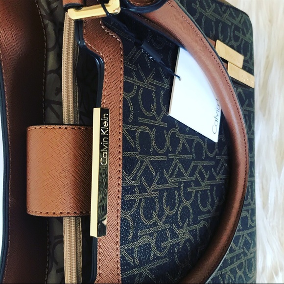 Calvin Klein handbag - Picture 2 of 4